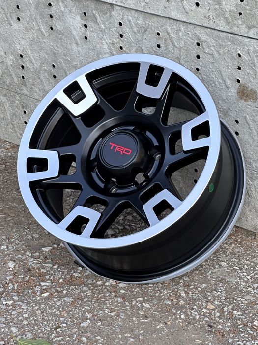 Off Road Джанти 17 “ цола 6х139.7 чисто нови Pajero Ranger Toyota