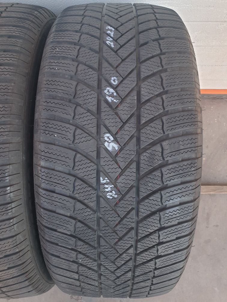 Зимни гуми 2 броя BRIDGESTONE Blizzak LM005 245 50 R19 дот 1823