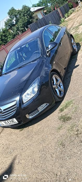 Vând/schimb Insignia