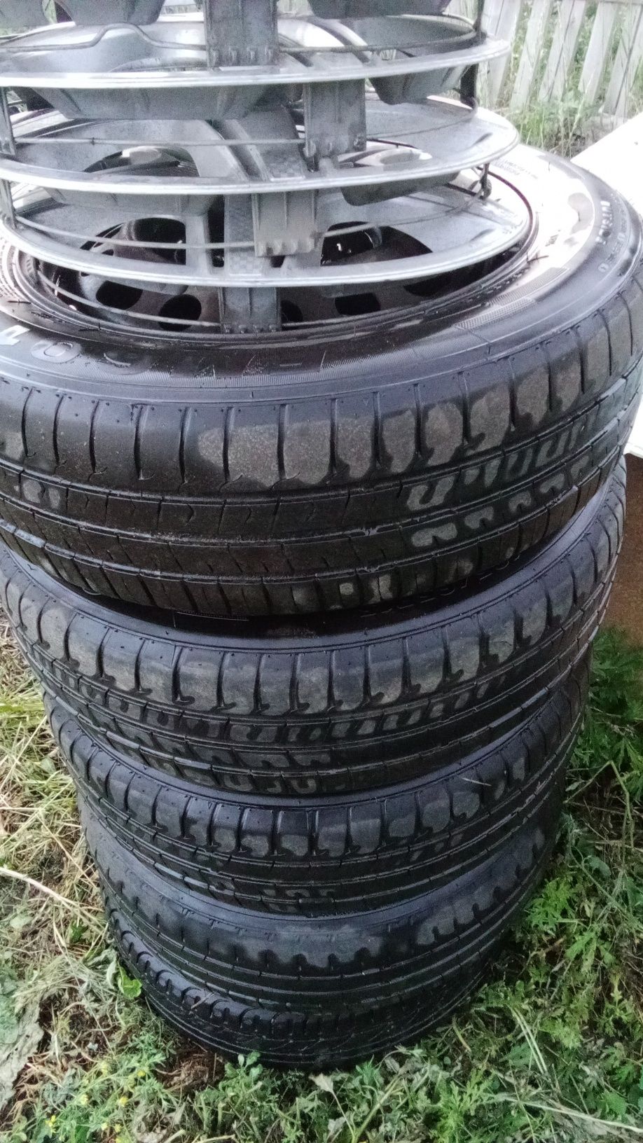 Шины размер 15 продаю