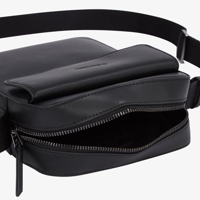 Оригинална мъжка чанта Calvin Klein K50K512221