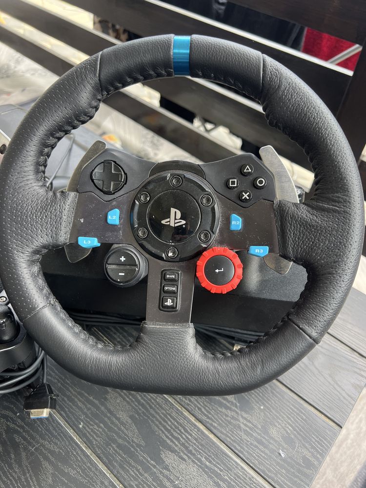 Vand logitech g29 cu schimbator