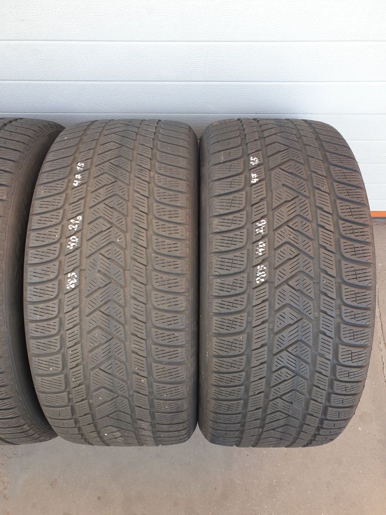 Зимни гуми за Джип 4 броя PIRELLI Scorpion Winter 285 40 R21 дот 4615