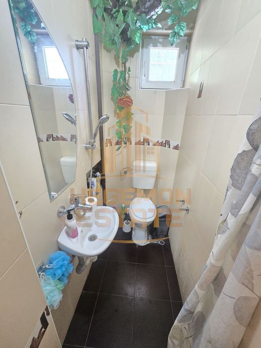 Продава се Тристаен апартамент в Варна, Център - 83 кв.м за 2410 €/кв.м - Снимка #10