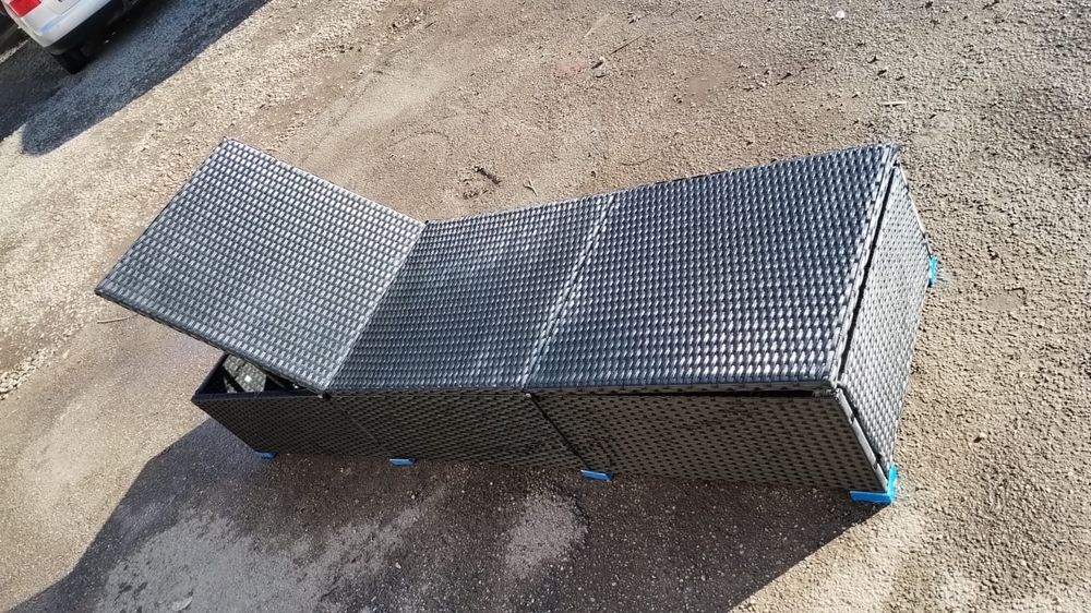 Sezlong pat de ratan cu locuri de depozitare