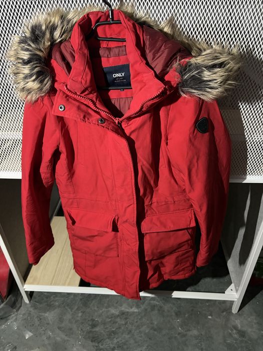 Geaca rosie Only