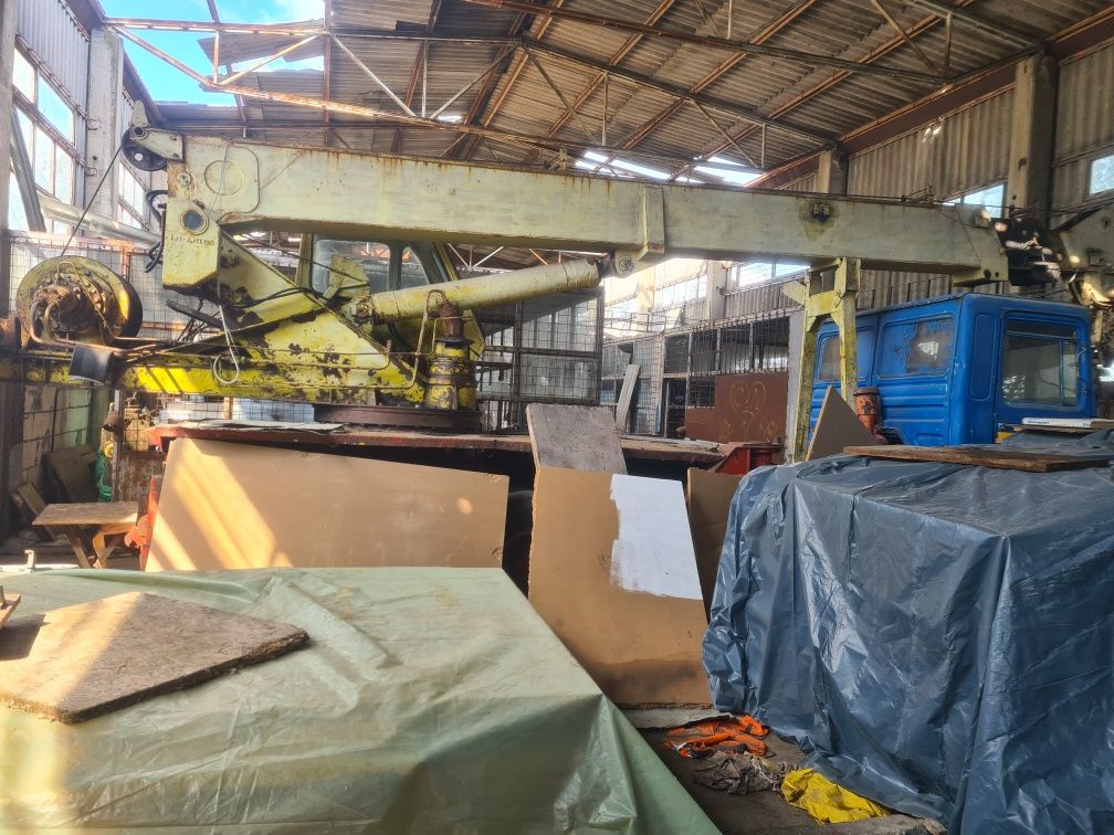 Macara UMT 12,5 T
Motor segmentat
Ambreiaj nou
Macaraua nu a mai fost