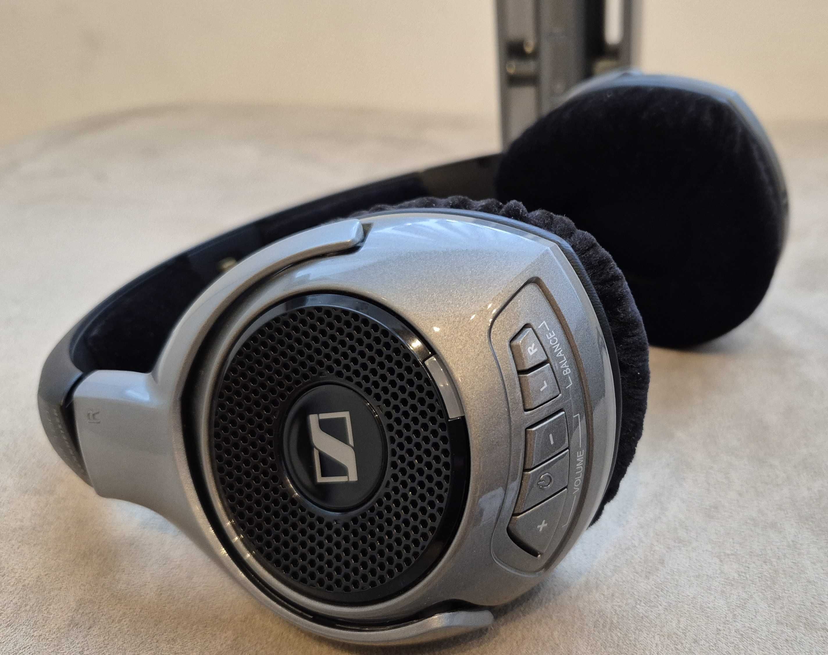 Sistem casti fara fir Sennheiser RS180 pt. TV stare foarte buna