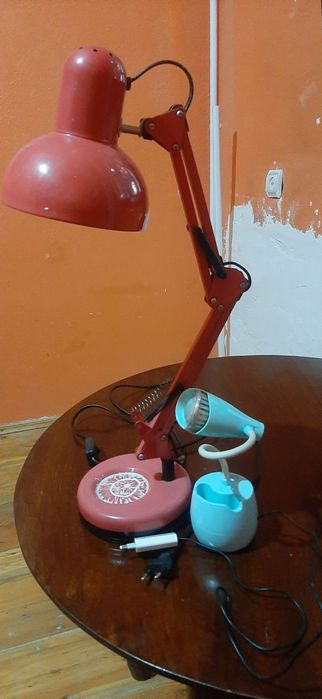Настольная лампа в отличном состоянии,