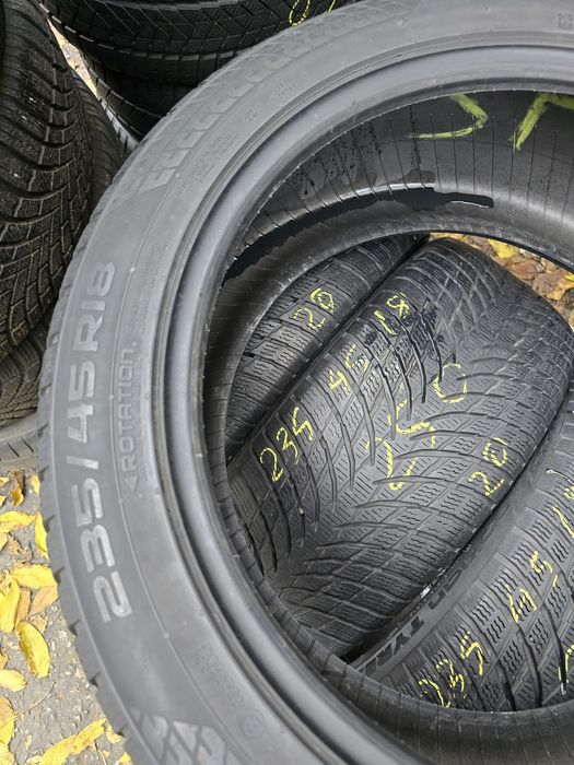 Anvelope Nokian 235/45/18 iarna