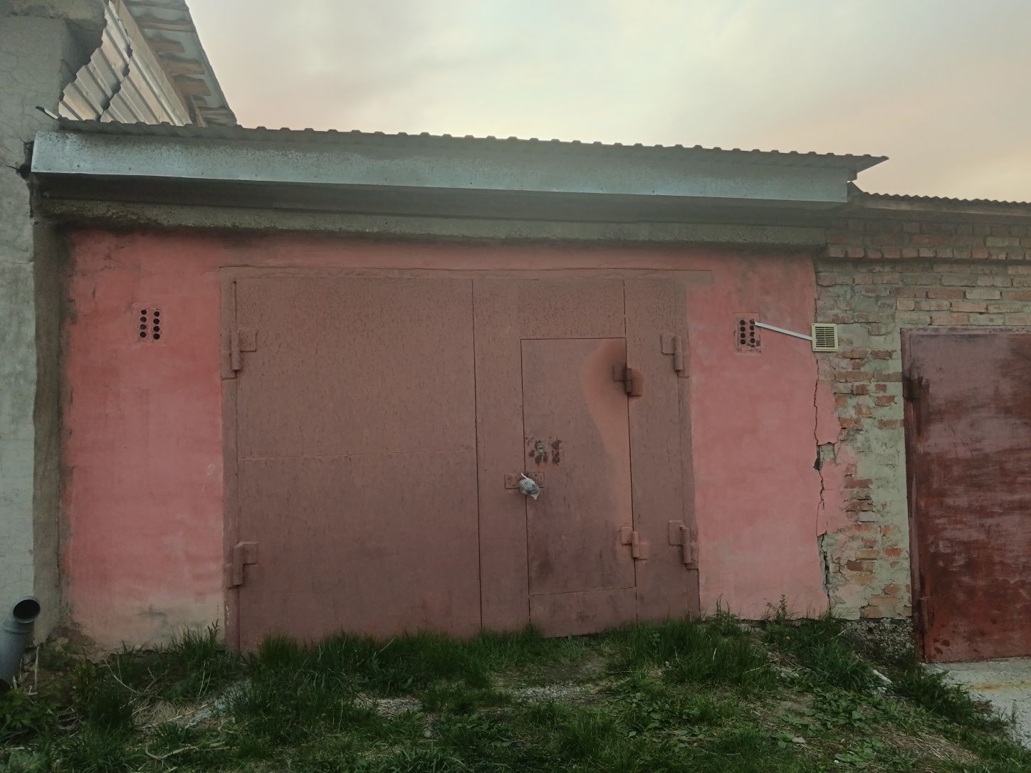 Продаётся гараж,