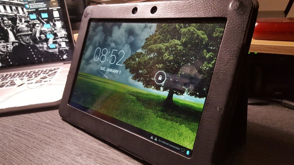 Tableta Asus Transformer TF-300T [necesita inlocuirea ecranului]