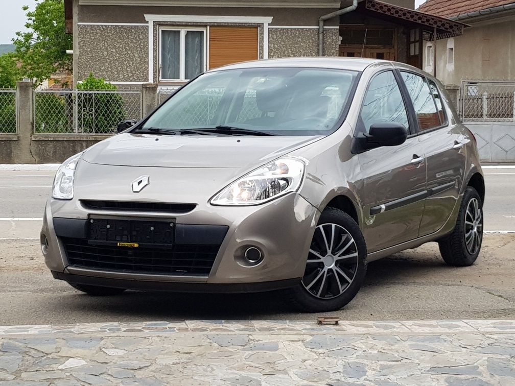 Renault clio 2010  1,2 benzină 75 cp