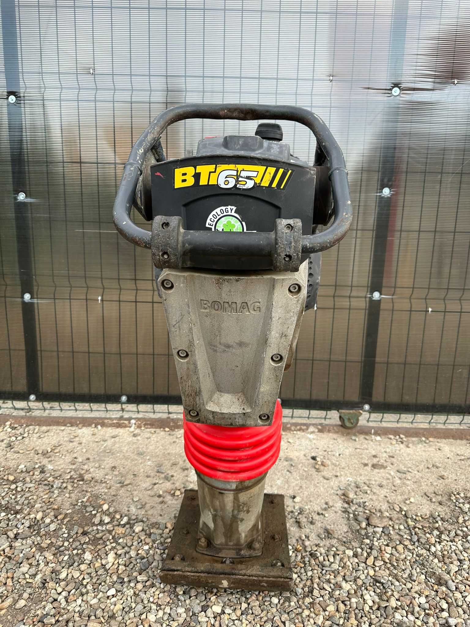 Închiriez Mai Compactor