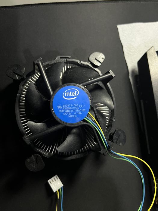 кулер для компьютера intel