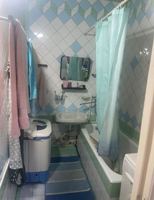 Квартира продаётся Чиланзар 15 квартал 3/4/9 все раздельно Хокимият