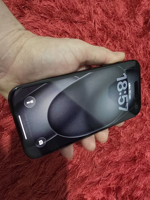 -Iphone 15, Black, 128Gb, 8Ram, bat: 90%, stare foarte buna, doar tele