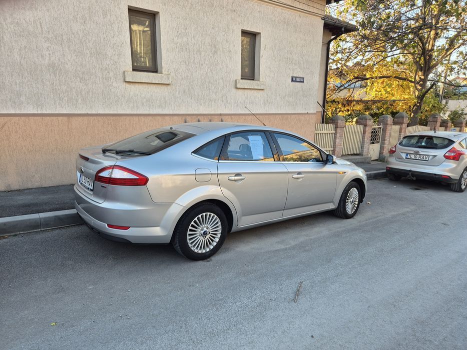 Vând Ford Mondeo MK4