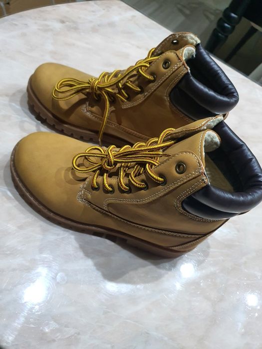 Топли ботички, нови