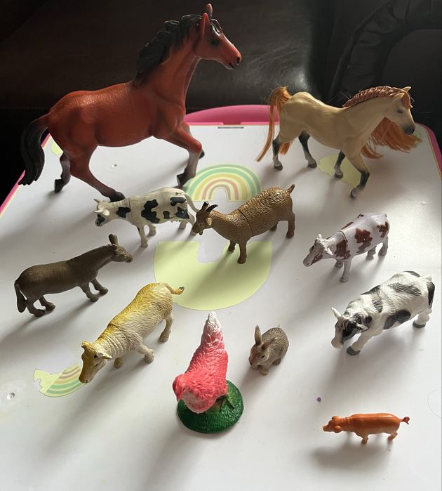 Jucarii pt copii-animale, carti, pian