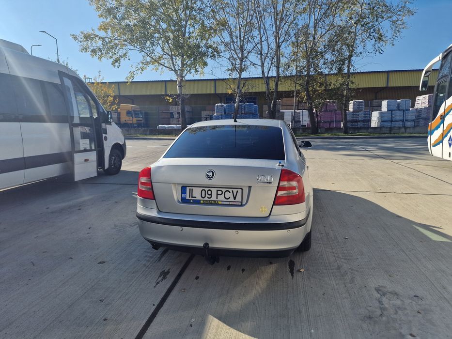 Vând Skoda Octavia 2