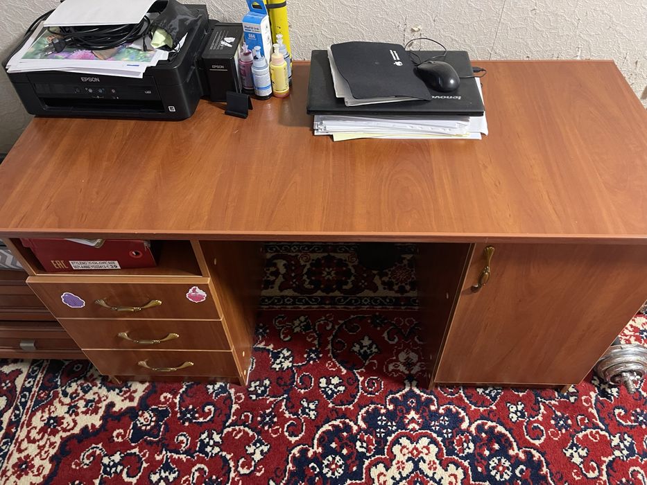Продам письменный стол
