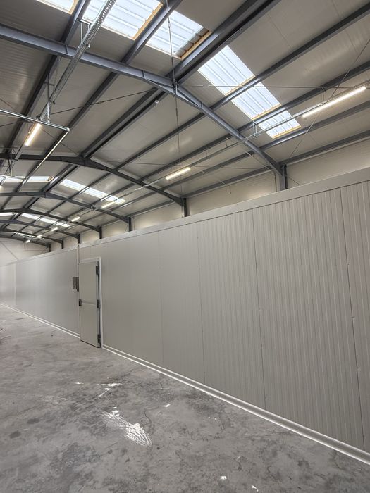 Depozit FRIGORIFIC 260mp Congelare Refrigerare