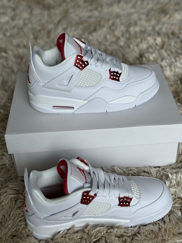 Air Jordan 4 Retro Metallic Red White