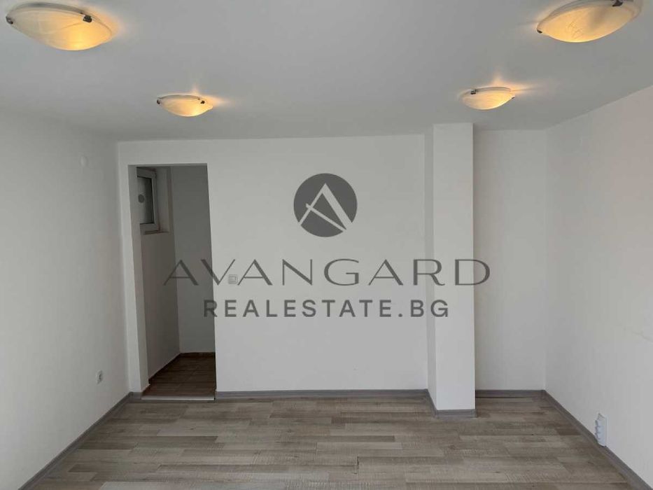 Продава се Едностаен апартамент в Пловдив, Център - 27 кв.м за 1773 €/кв.м - Снимка #2