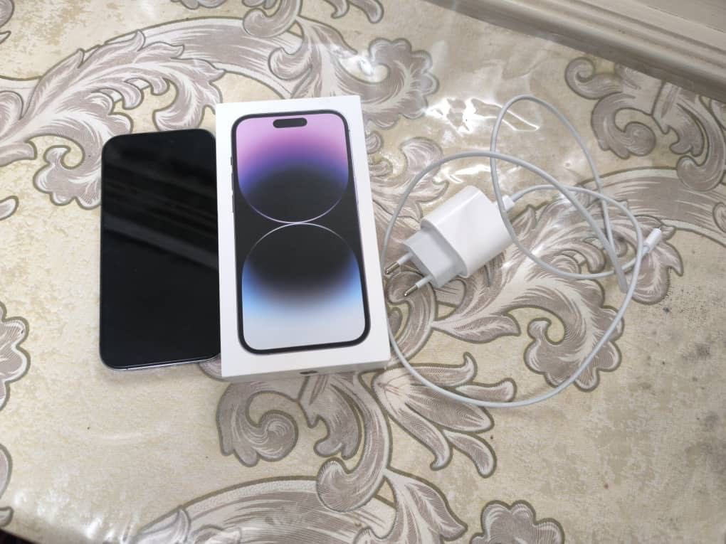 iPhone 14 Pro с Гарантии