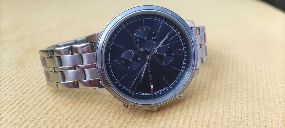 Дамски часовник Tommy Hilfiger