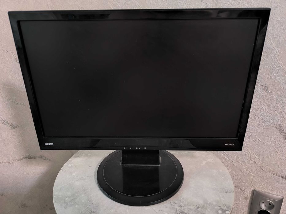 Монитор BenQ T902HDA