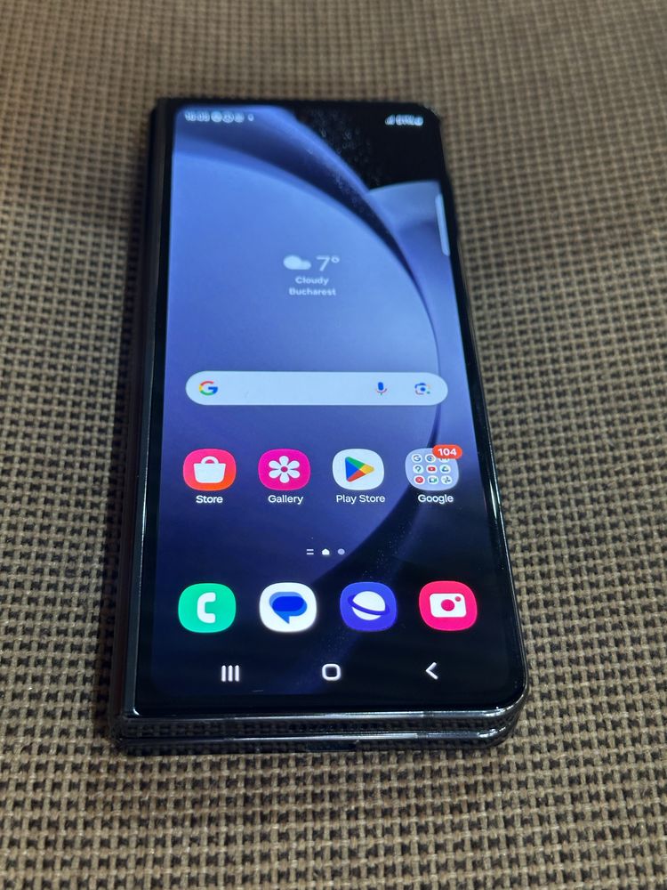 Samsung Galaxy Z Fold 5 256Gb 12g ram NOU