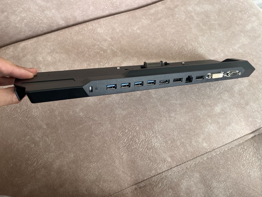 Продам док станцию Fujitsu Lifebook порт-репликатор для ноутбуков