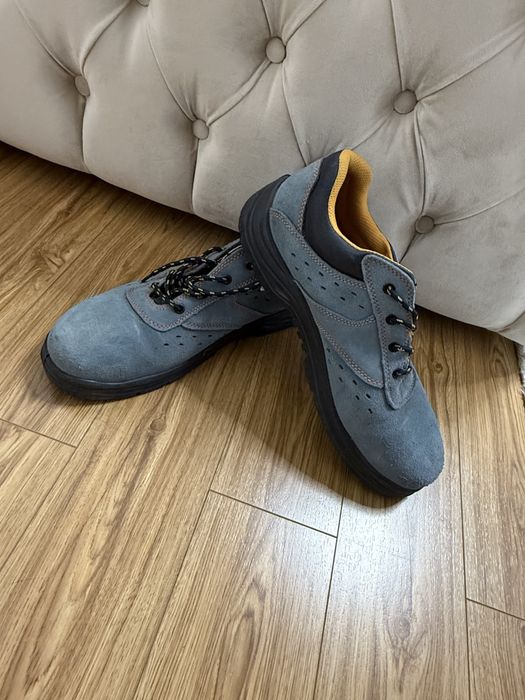 Bocanci de protectie