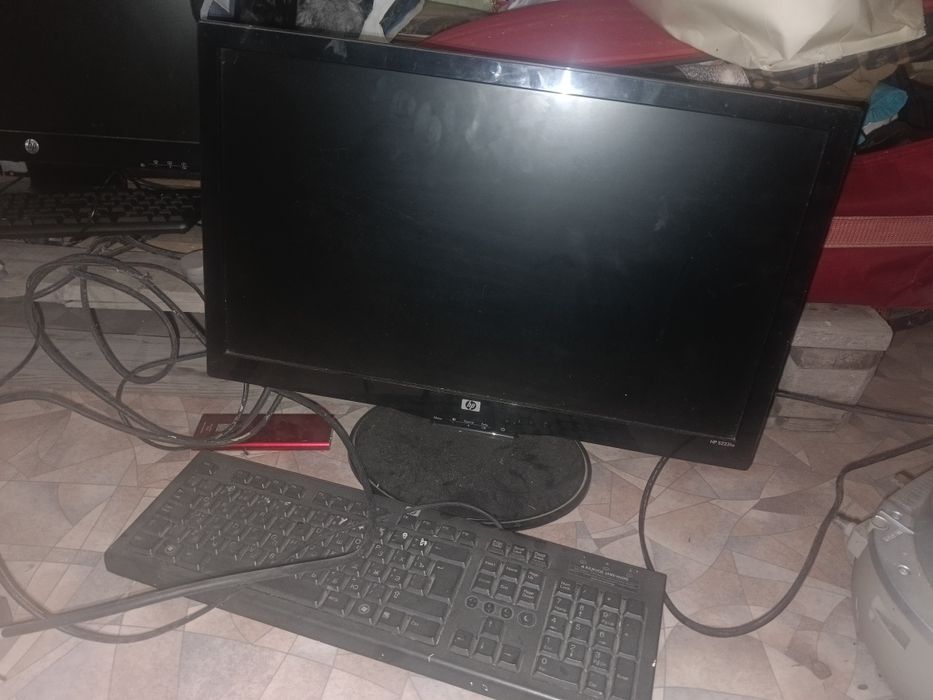 Продам компьтеры , рабочие , виндоус всё есть срочно продам