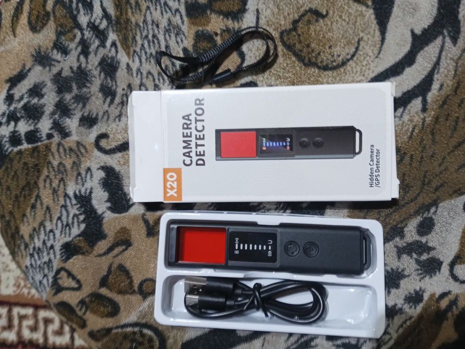 Ищет детектор камера  gps x30 x20