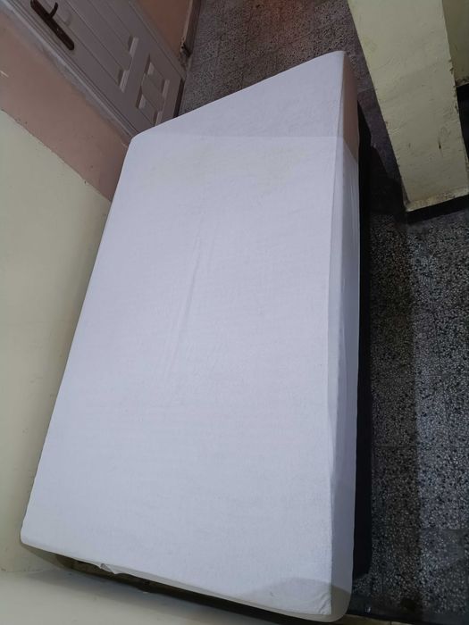 френска спалня и матрак двулицев