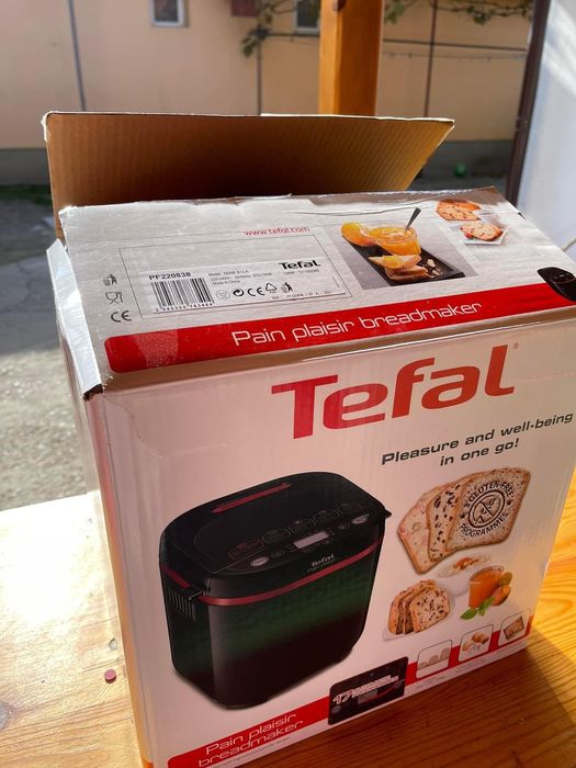 Mașină de pâine folosită foarte puțin..