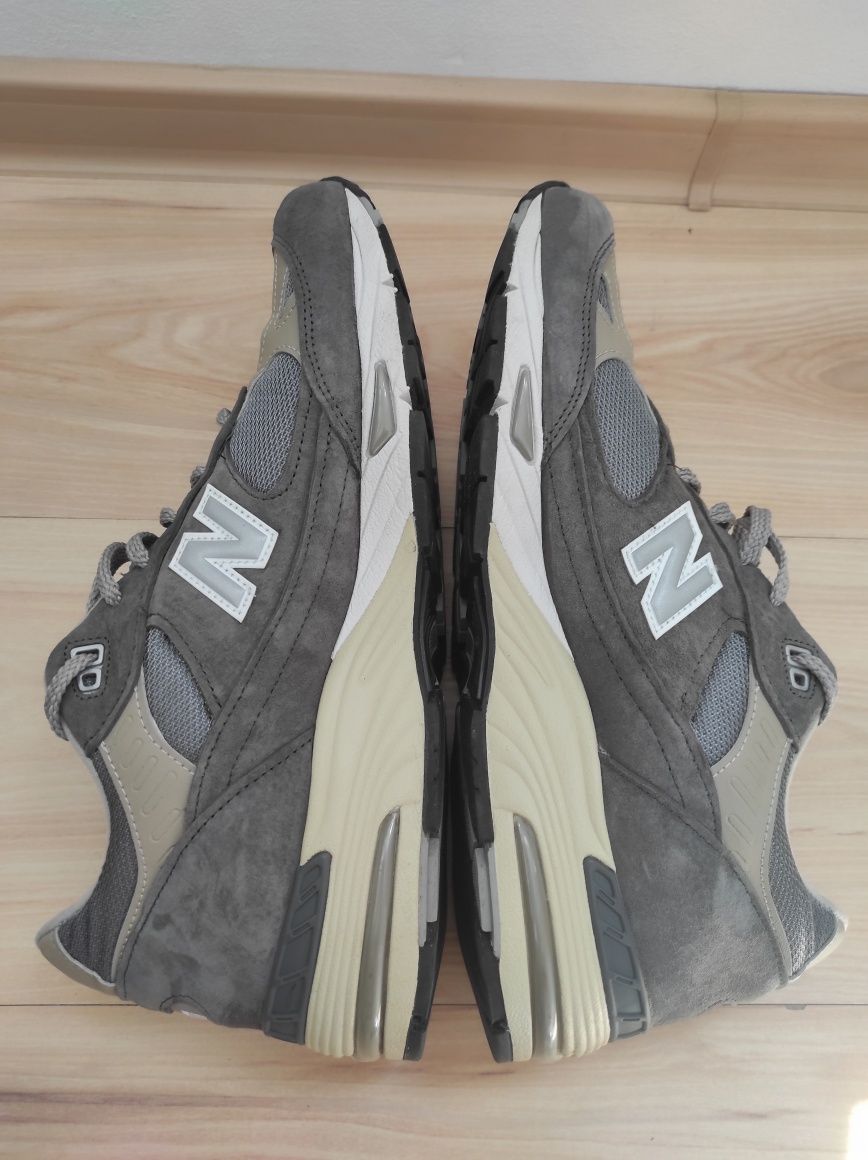 Adidas  bărbați New Balance 991   45 1/2