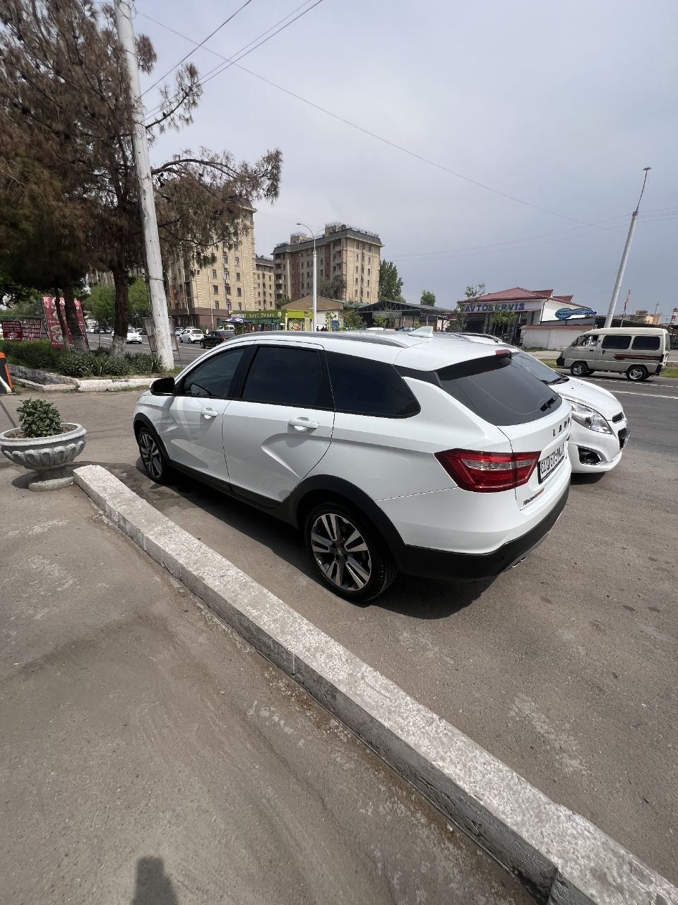 Продаётся lada vesta 2019