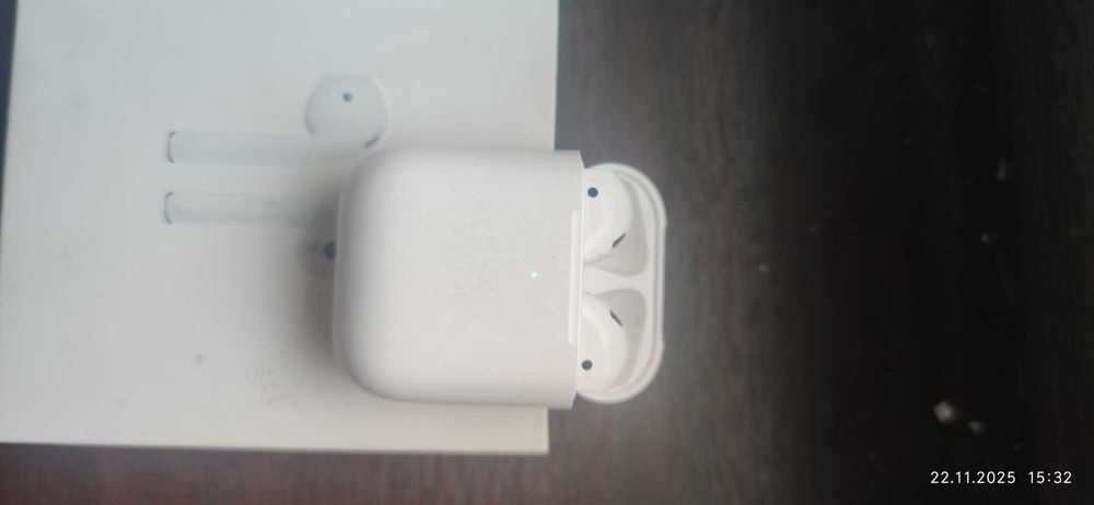 Наушники Air Pods 2 штуки по цене одного