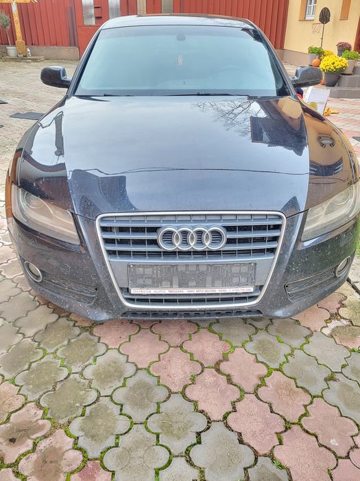 Vând Audi A 5 s-line