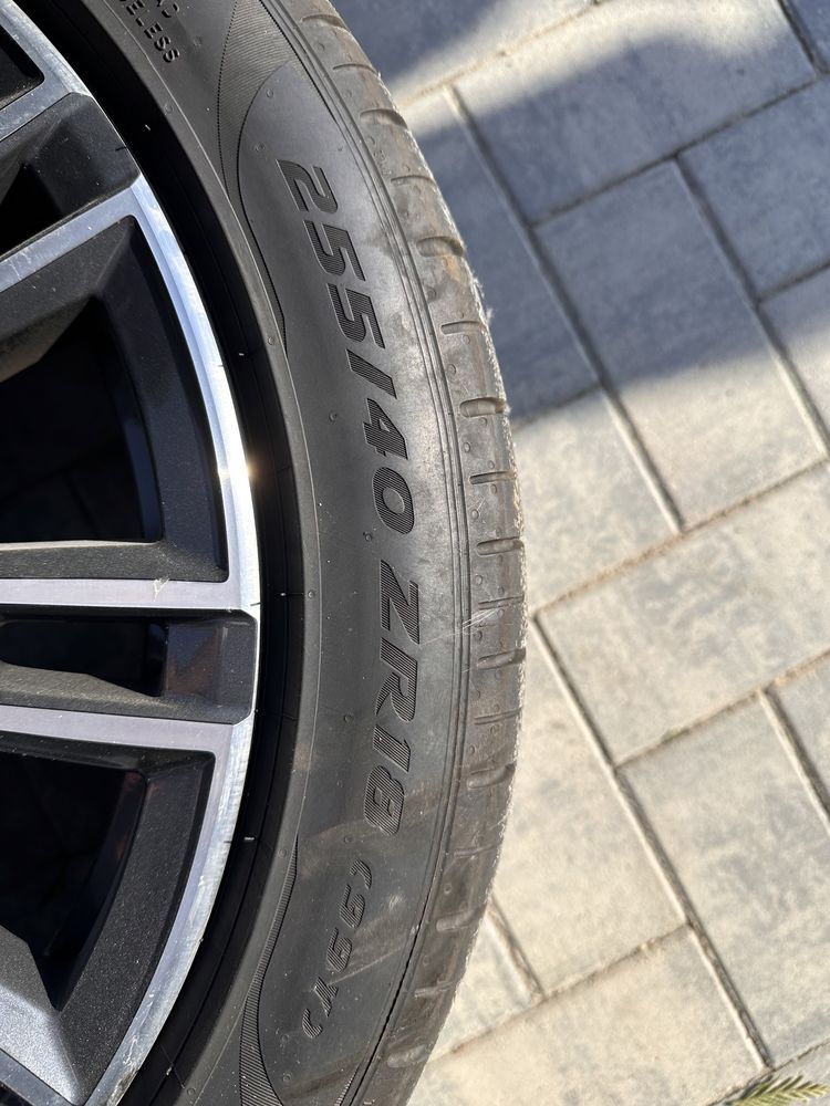 Vand 2 cauciucuri 255/40/18  Pireli Pzero