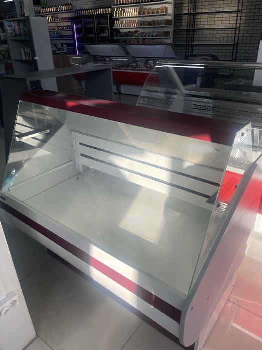 Витринный холодильник