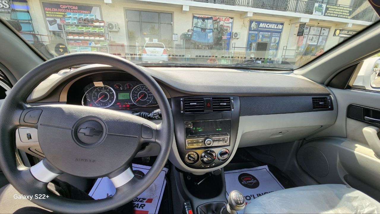 Chevrolet Gentra tezda sotilmoqda