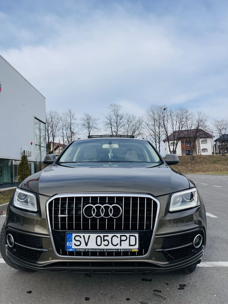 Vând Audi Q5 S-line