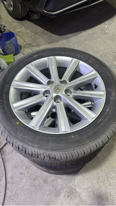 Диски с резиной камри 50