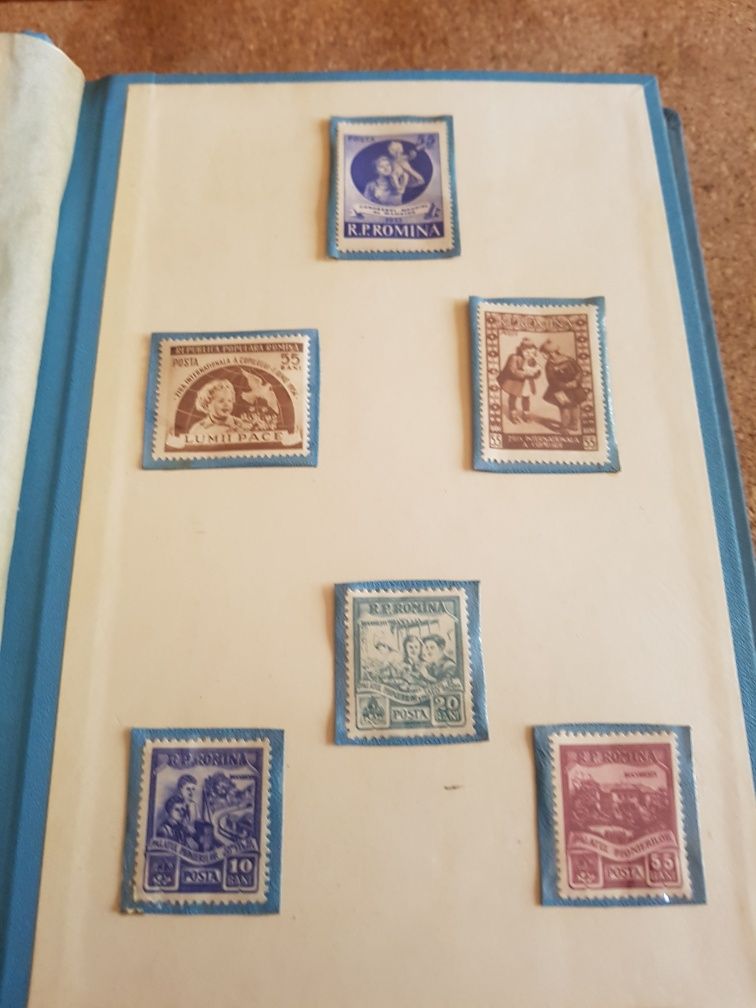 Пощенски марки  албум с марки.