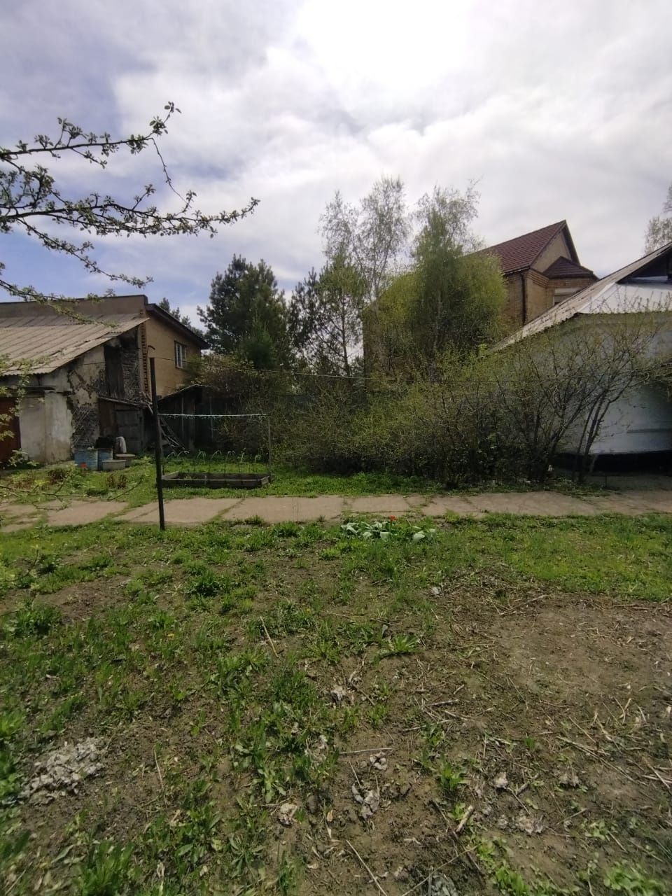 Продается дом, в городе.